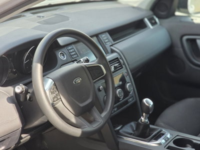 Land Rover Discovery Sport 2.0 TD4 150 CV HSE Luxury (8)