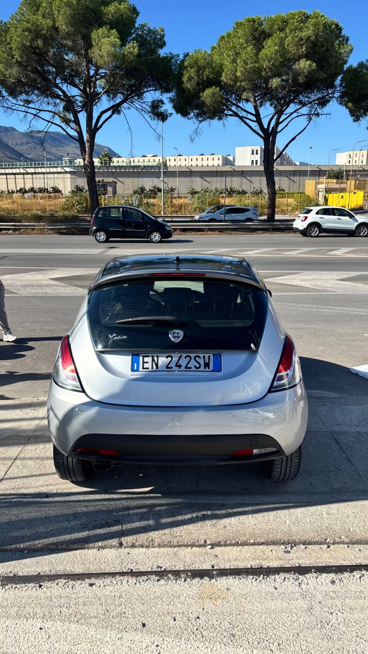Lancia Ypsilon 1.3 MJT 16V 95 CV 5 porte S&S Platinum (4)