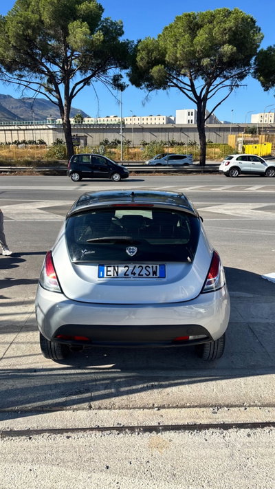 Lancia Ypsilon 1.3 MJT 16V 95 CV 5 porte S&S Platinum (4)