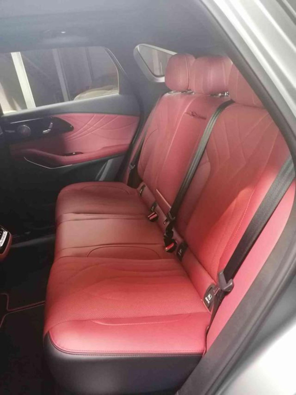 Omoda Omoda 9 SHS-P 1.5 tgdi phev Premium i-awd dht (9)