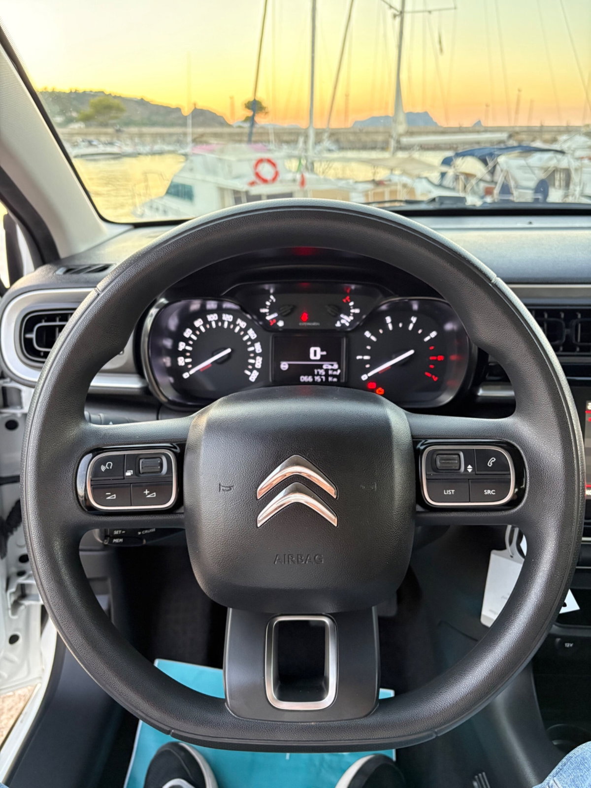 Citroen C3 BlueHDi 100 S&S C-Series (13)