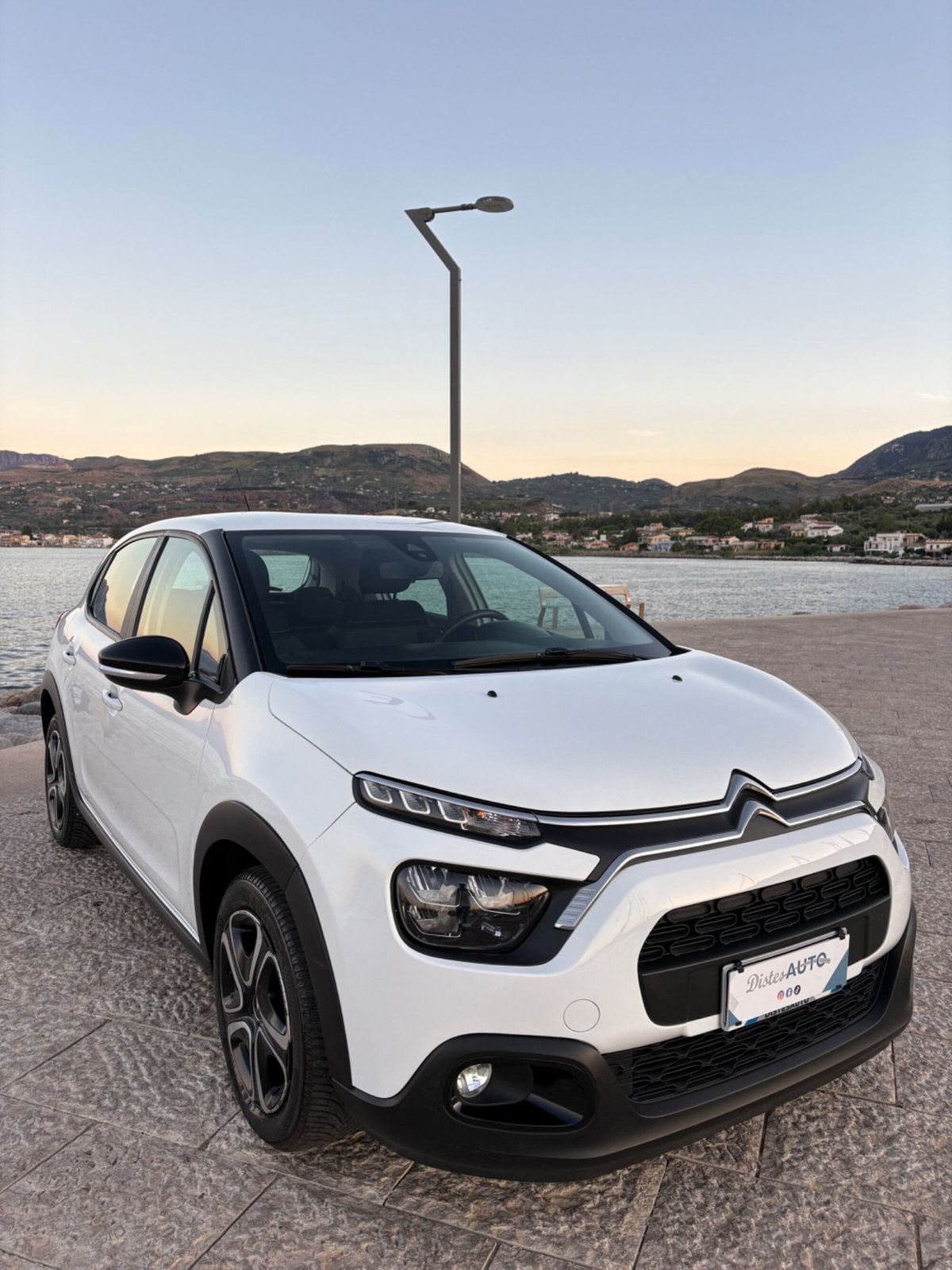 Citroen C3 BlueHDi 100 S&S C-Series (2)