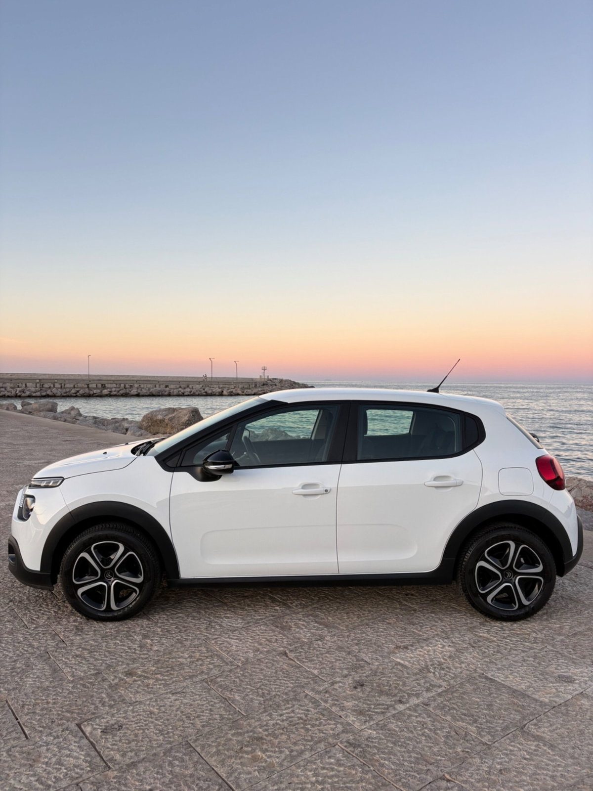 Citroen C3 BlueHDi 100 S&S C-Series (4)
