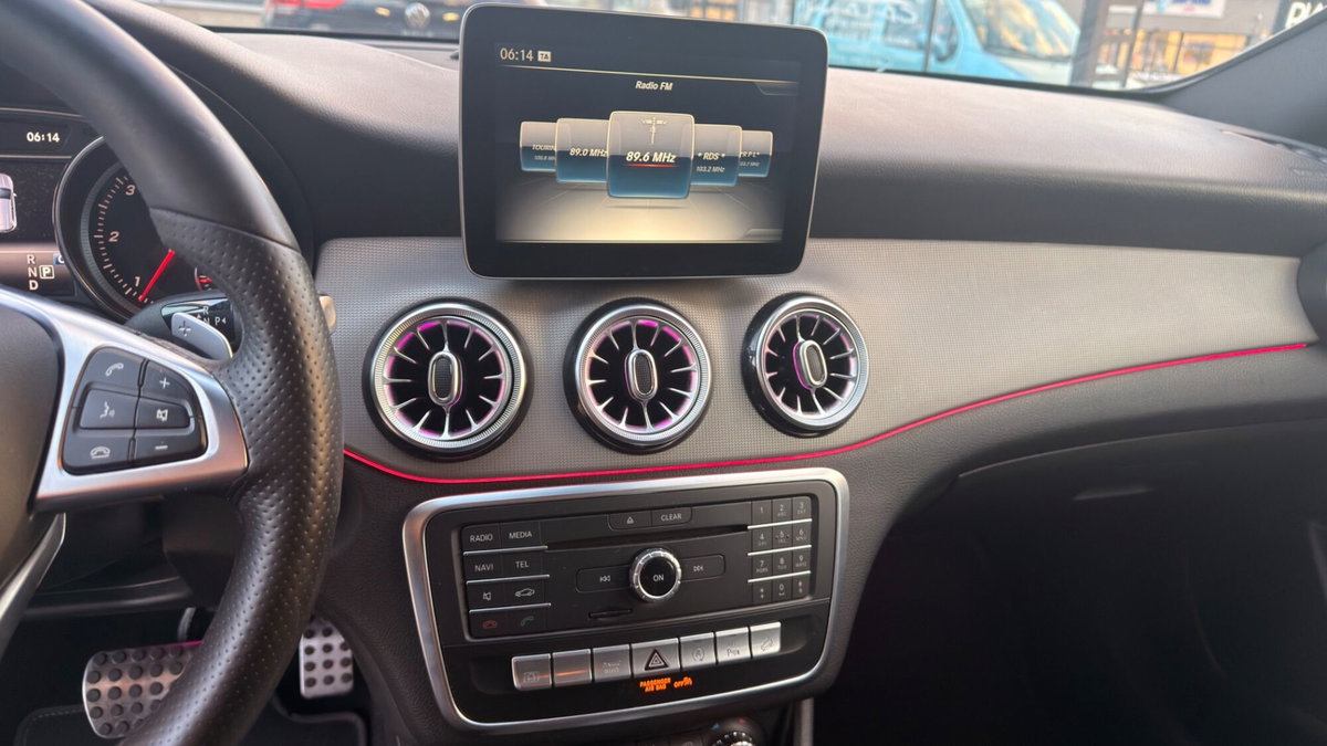 Mercedes-Benz Classe A 200 d Automatic 4Matic Sport (14)