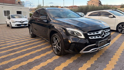 Mercedes-Benz Classe A 200 d Automatic 4Matic Sport (2)