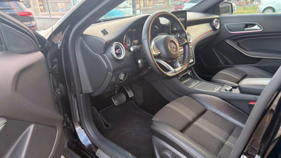 Mercedes-Benz Classe A 200 d Automatic 4Matic Sport (5)