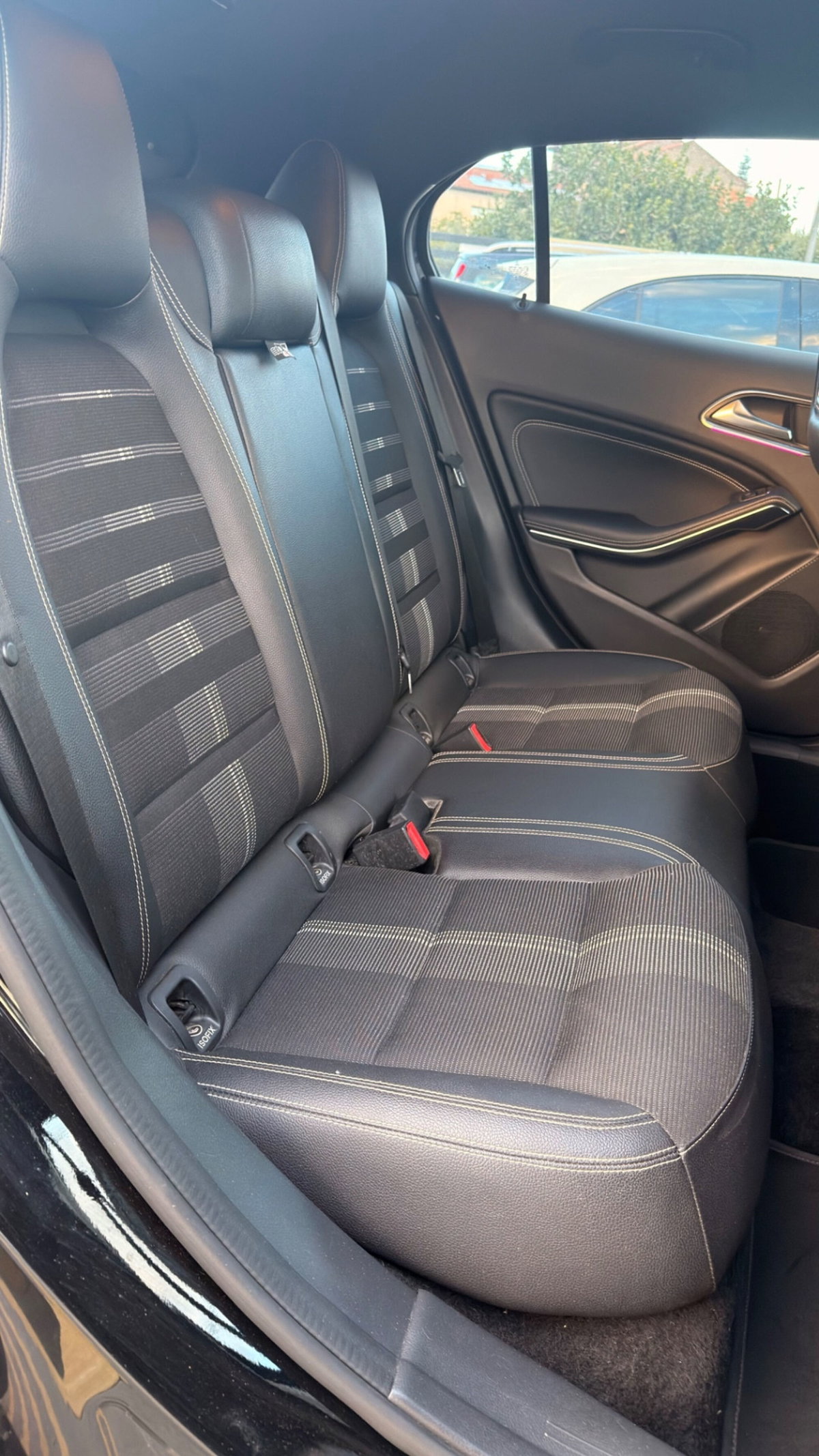 Mercedes-Benz Classe A 200 d Automatic 4Matic Sport (8)