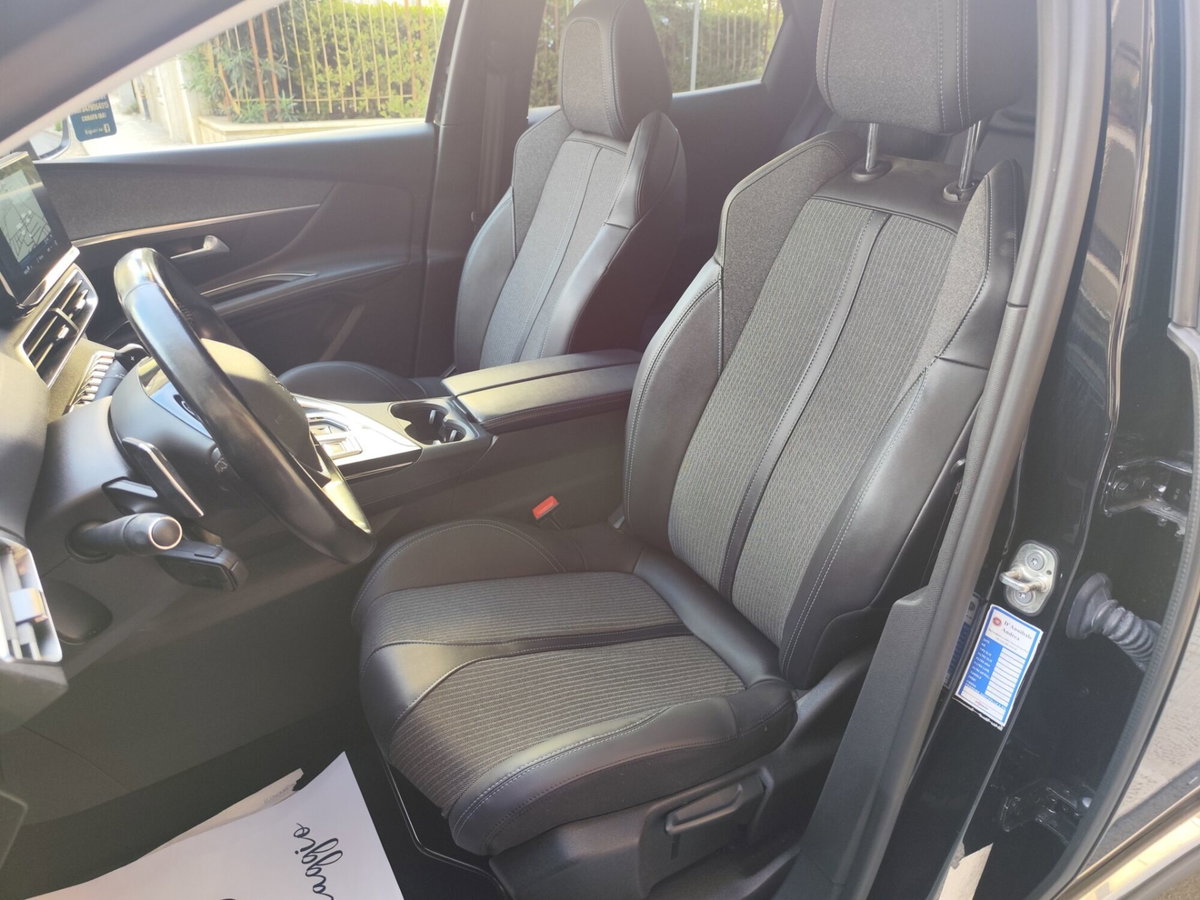 Peugeot 3008 BlueHDi 130 S&S Allure Pack (14)