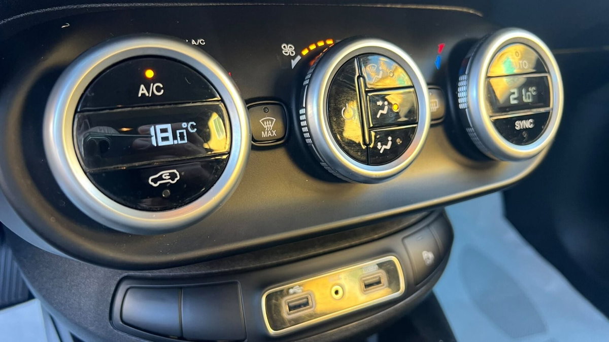 Fiat 500X 1.0 T3 120 CV Mirror Cross (13)