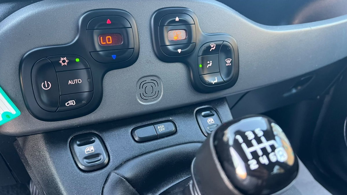 Fiat Panda 1.0 FireFly S&S Hybrid City Life (12)