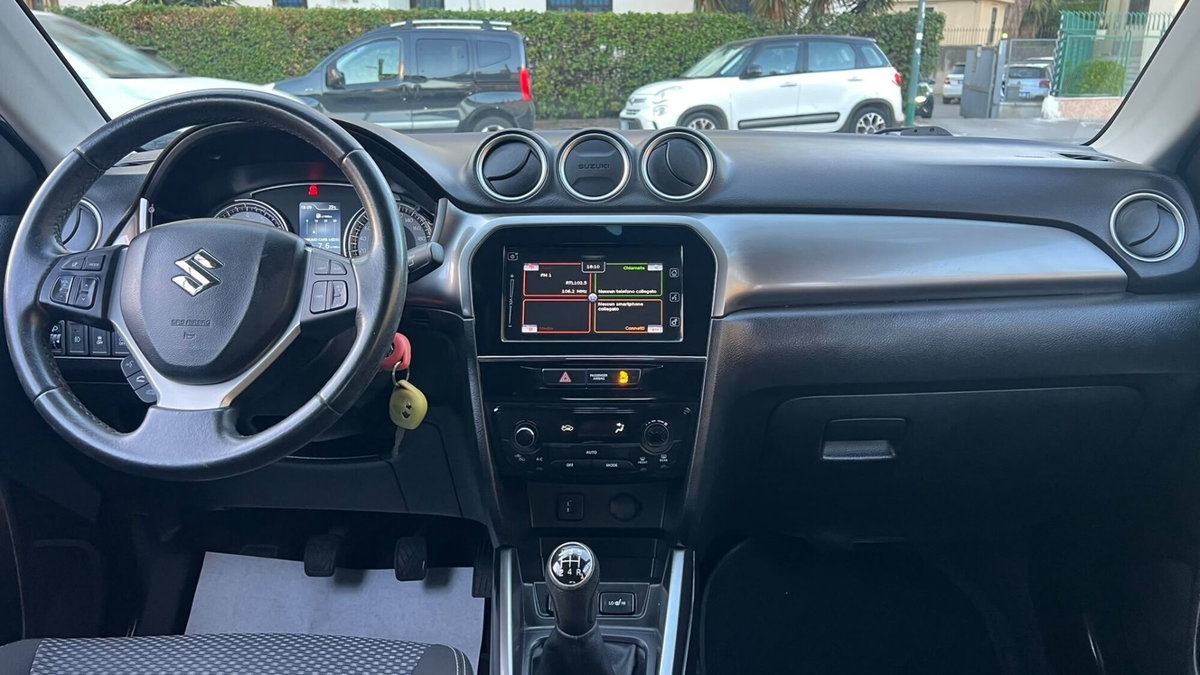 Suzuki Vitara 1.0 Boosterjet Starview (11)