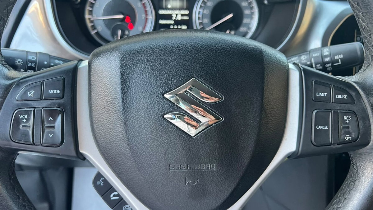 Suzuki Vitara 1.0 Boosterjet Starview (13)
