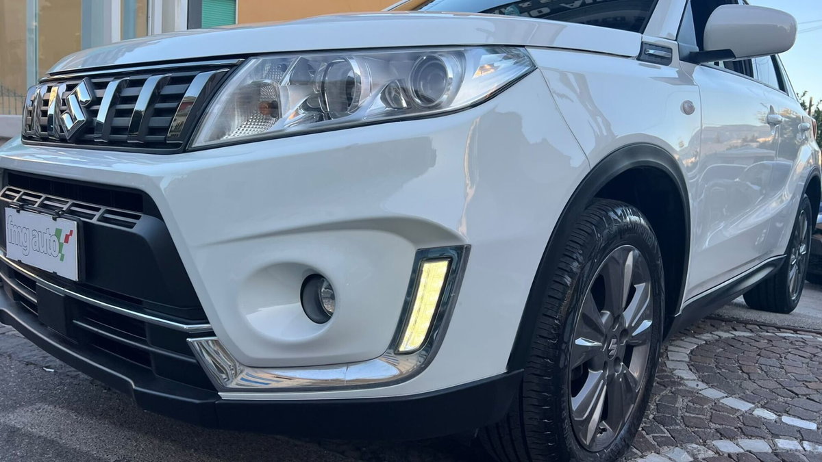 Suzuki Vitara 1.0 Boosterjet Starview (4)