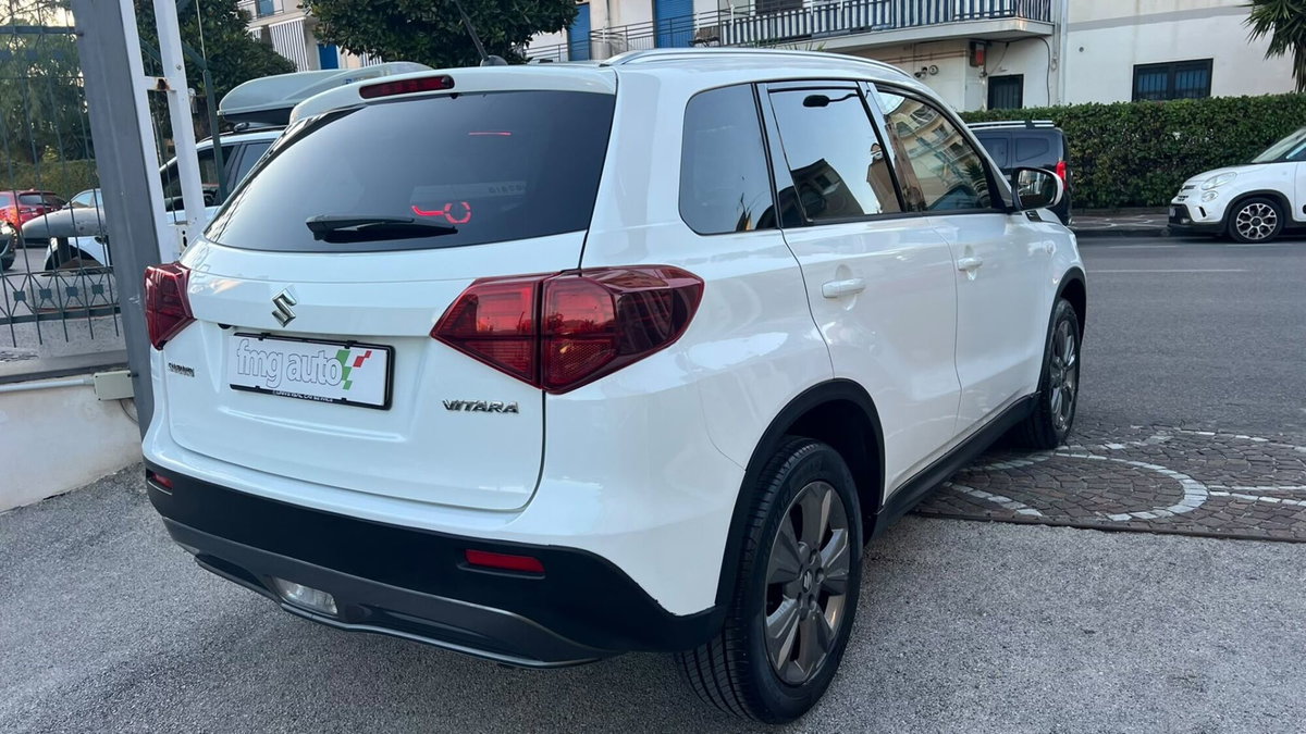 Suzuki Vitara 1.0 Boosterjet Starview (5)
