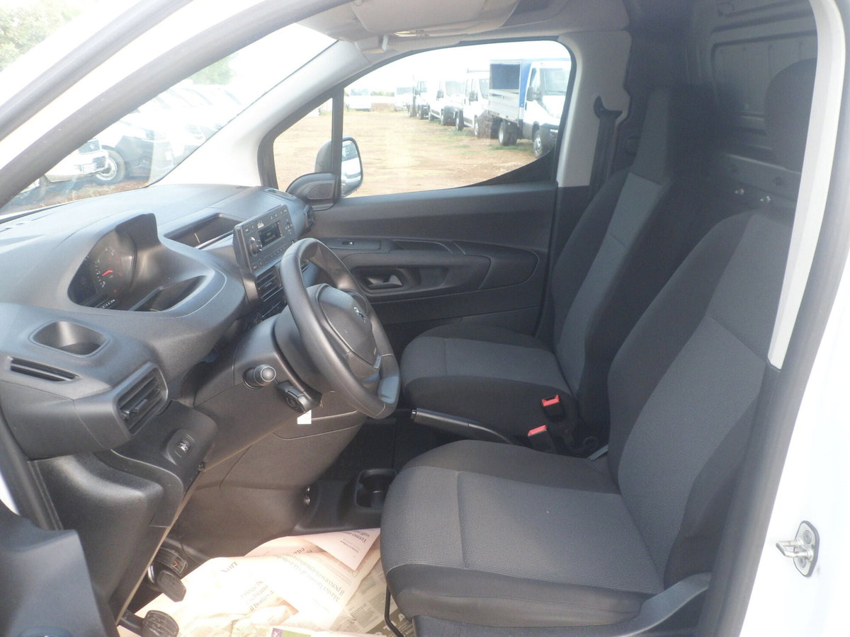Peugeot Partner Furgone XL 1.5 diesel 130cv S&S (10)