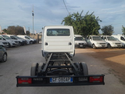 Iveco Daily Telaio 35C18 BTor 3.0 HPT PLM-RG Cabinato (5)