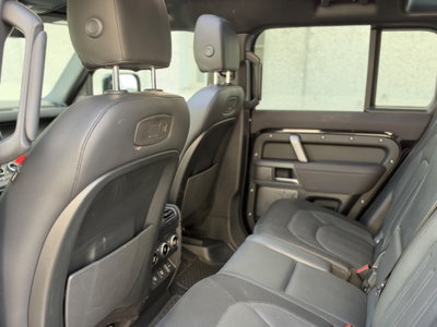 Land Rover Defender 110 3.0 l6 400 CV AWD Auto X-Dynamic S (14)