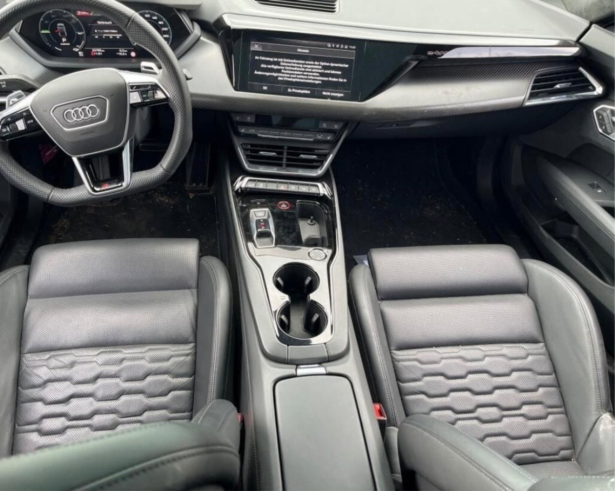 Audi e-Tron GT e-tron GT quattro (6)