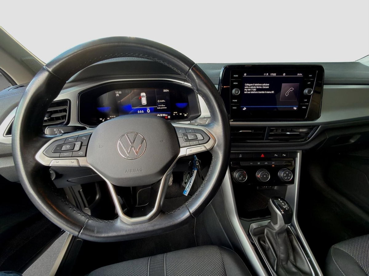 Volkswagen T-Roc 1.5 tsi Life dsg (11)