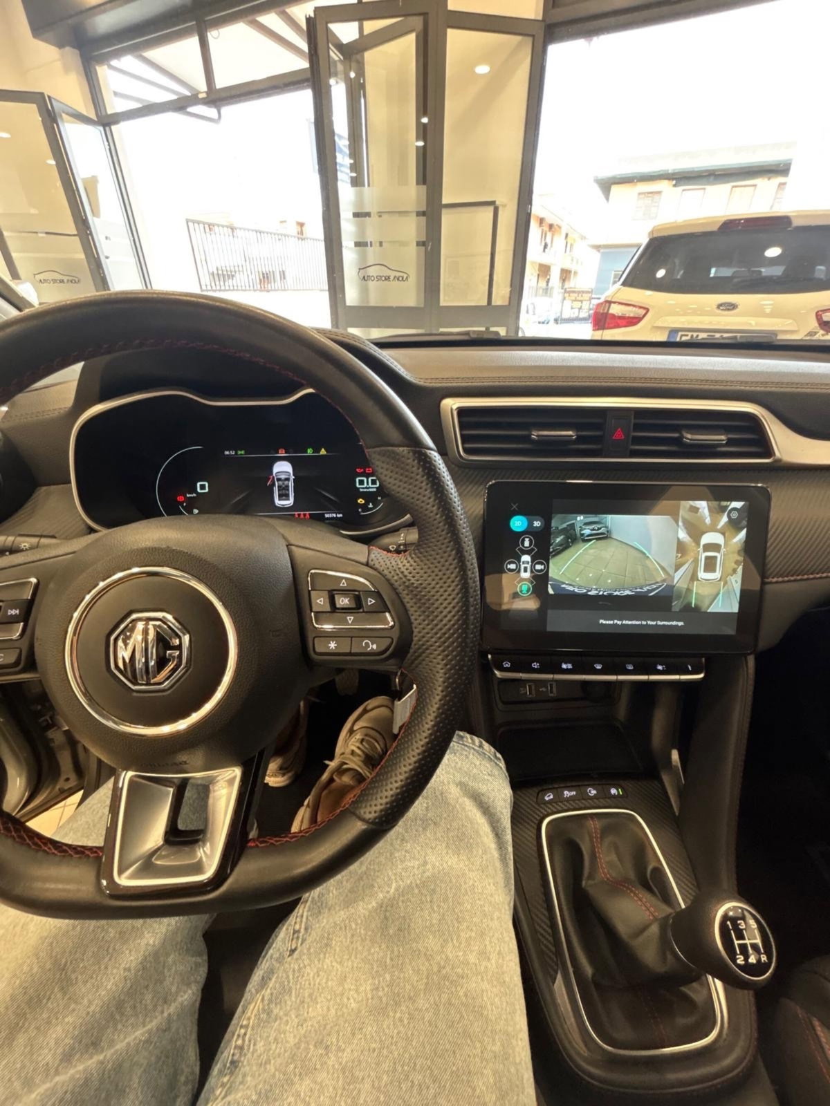 Mg ZS ZS 1.5 Luxury (18)