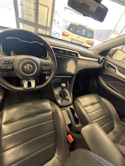 Mg ZS ZS 1.5 Luxury (19)