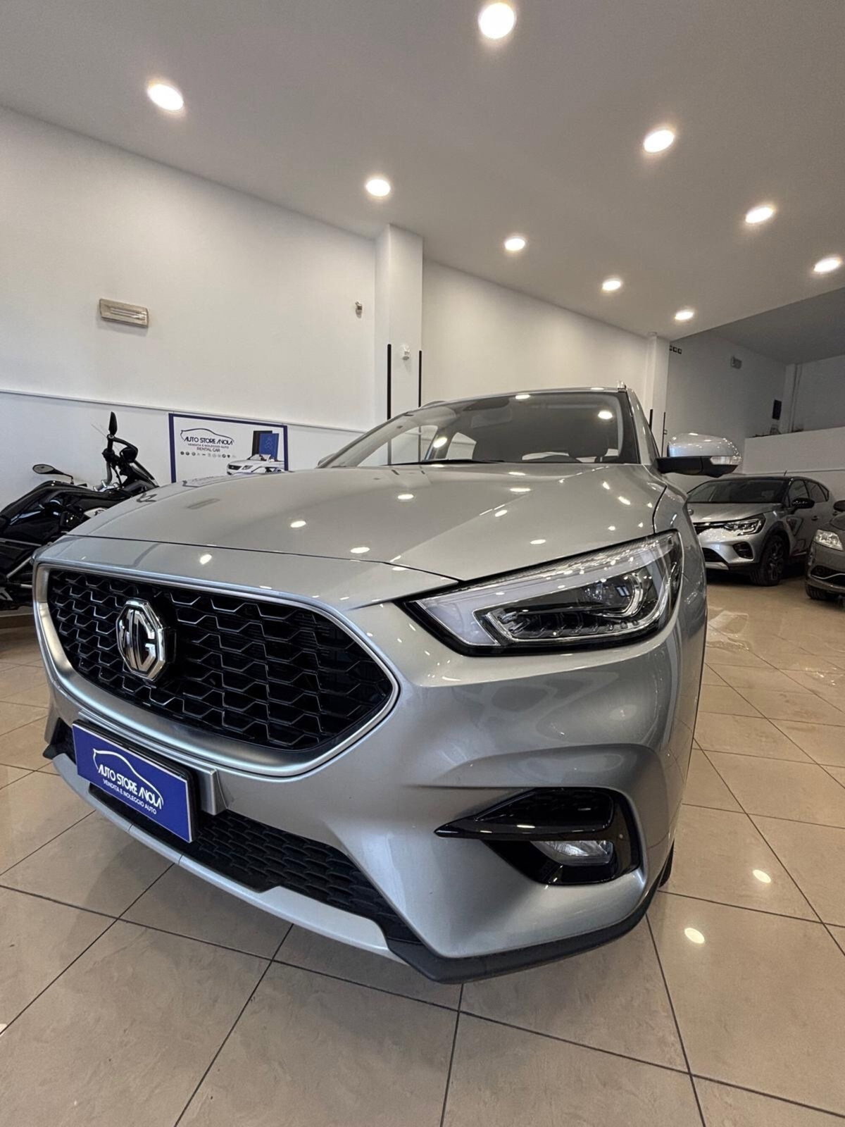 Mg ZS ZS 1.5 Luxury (2)