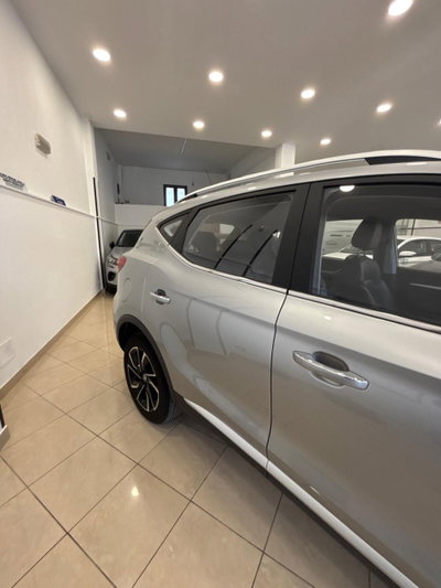 Mg ZS ZS 1.5 Luxury (9)