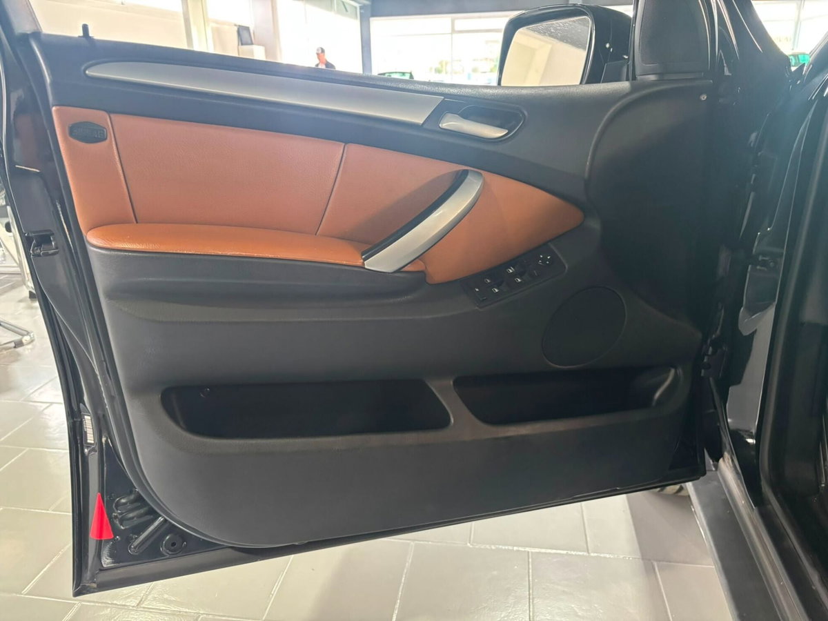 BMW X5 3.0d cat (9)