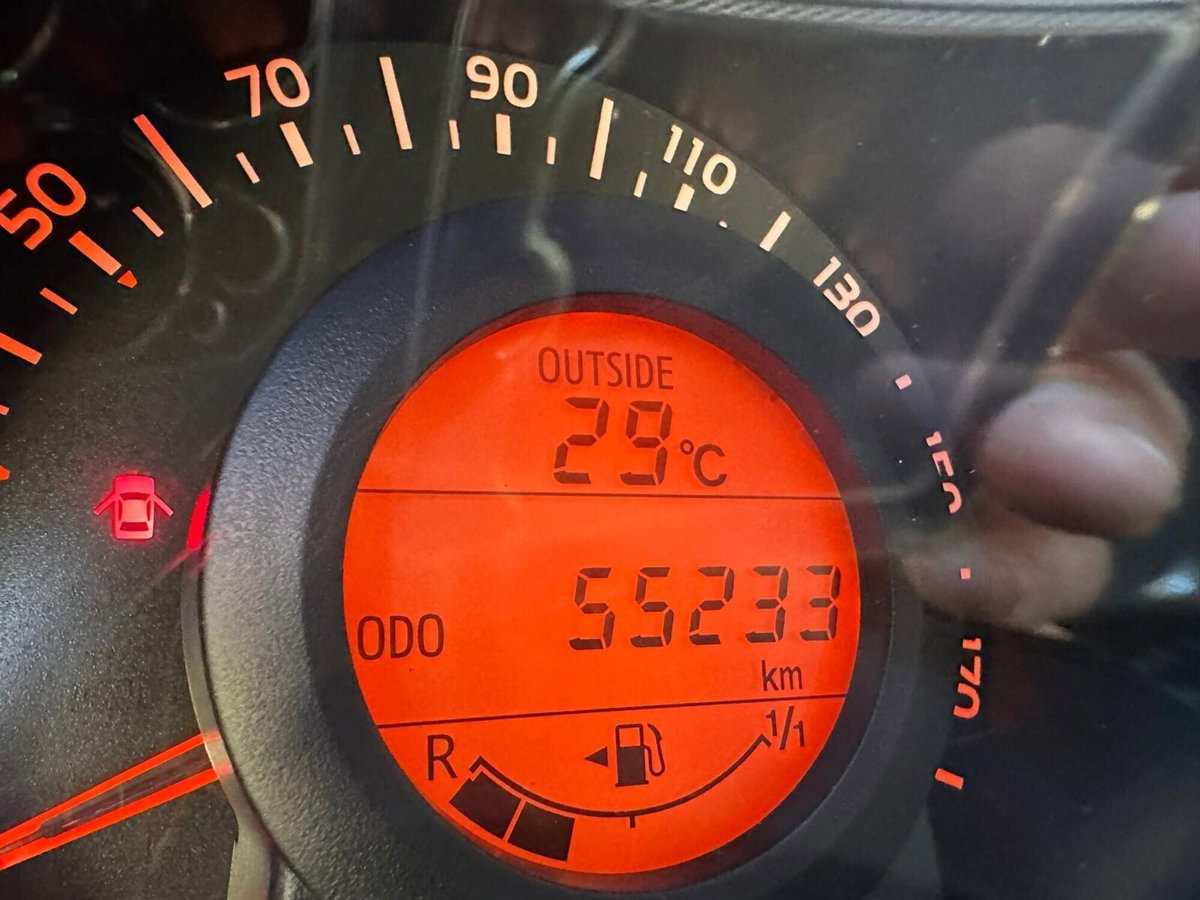Toyota Aygo 1.0 VVT-i 69 CV 5 porte x-wave (12)