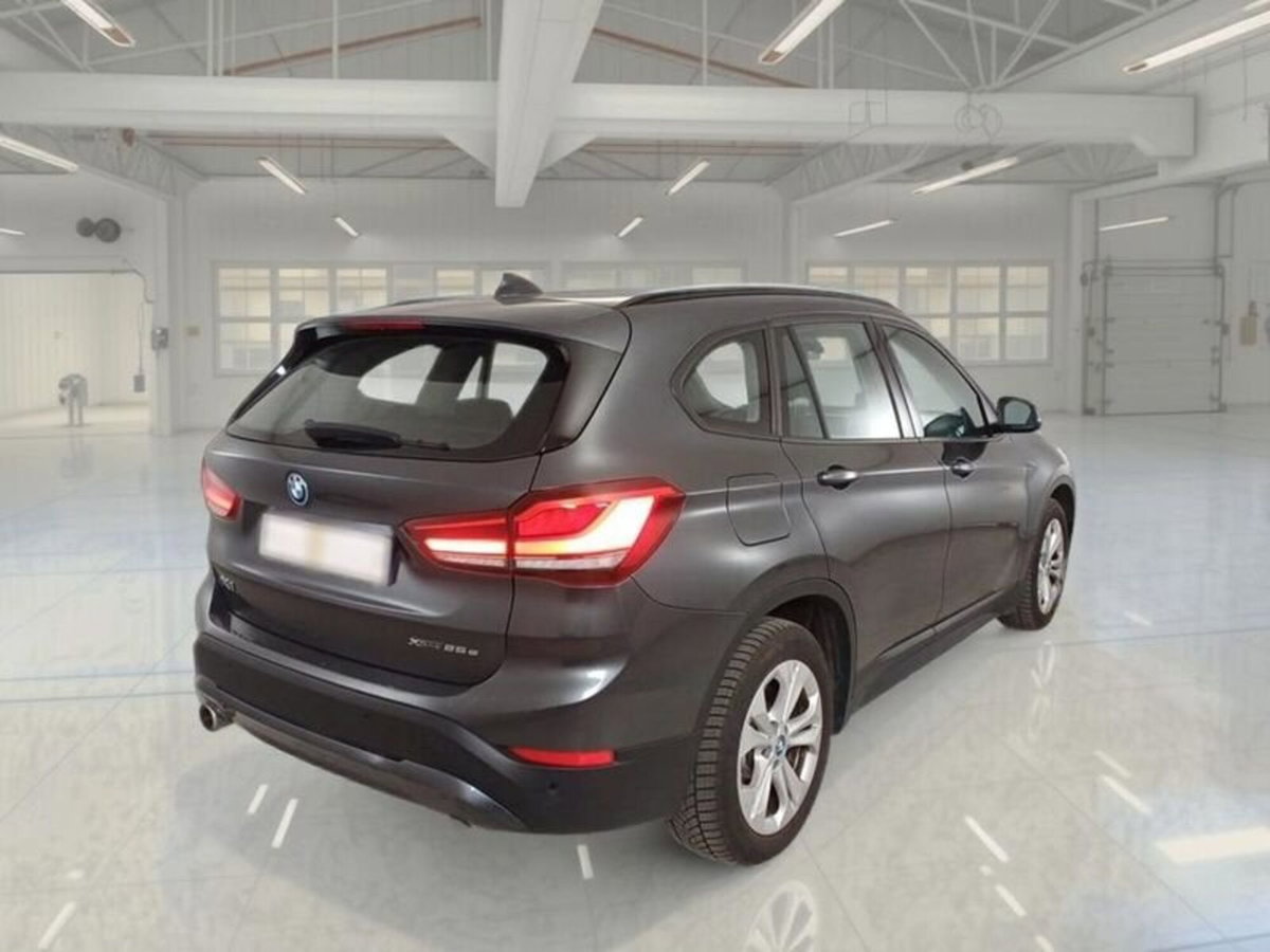 BMW X1 xDrive25e Business Advantage (5)