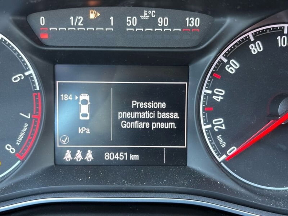 Opel Corsa Coupé 1.2 Van (20)