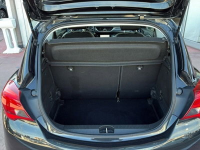 Opel Corsa Coupé 1.2 Van (9)