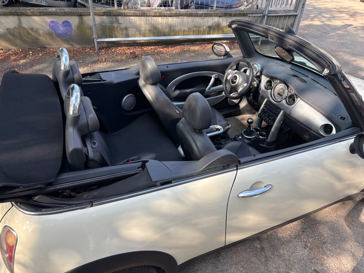 MINI Mini Cabrio 1.6 16V Cooper Cabrio (14)