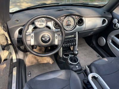 MINI Mini Cabrio 1.6 16V Cooper Cabrio (9)