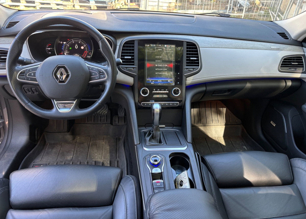 Renault Talisman SporTour 225 CV EDC FAP Initiale Paris 4Control (12)