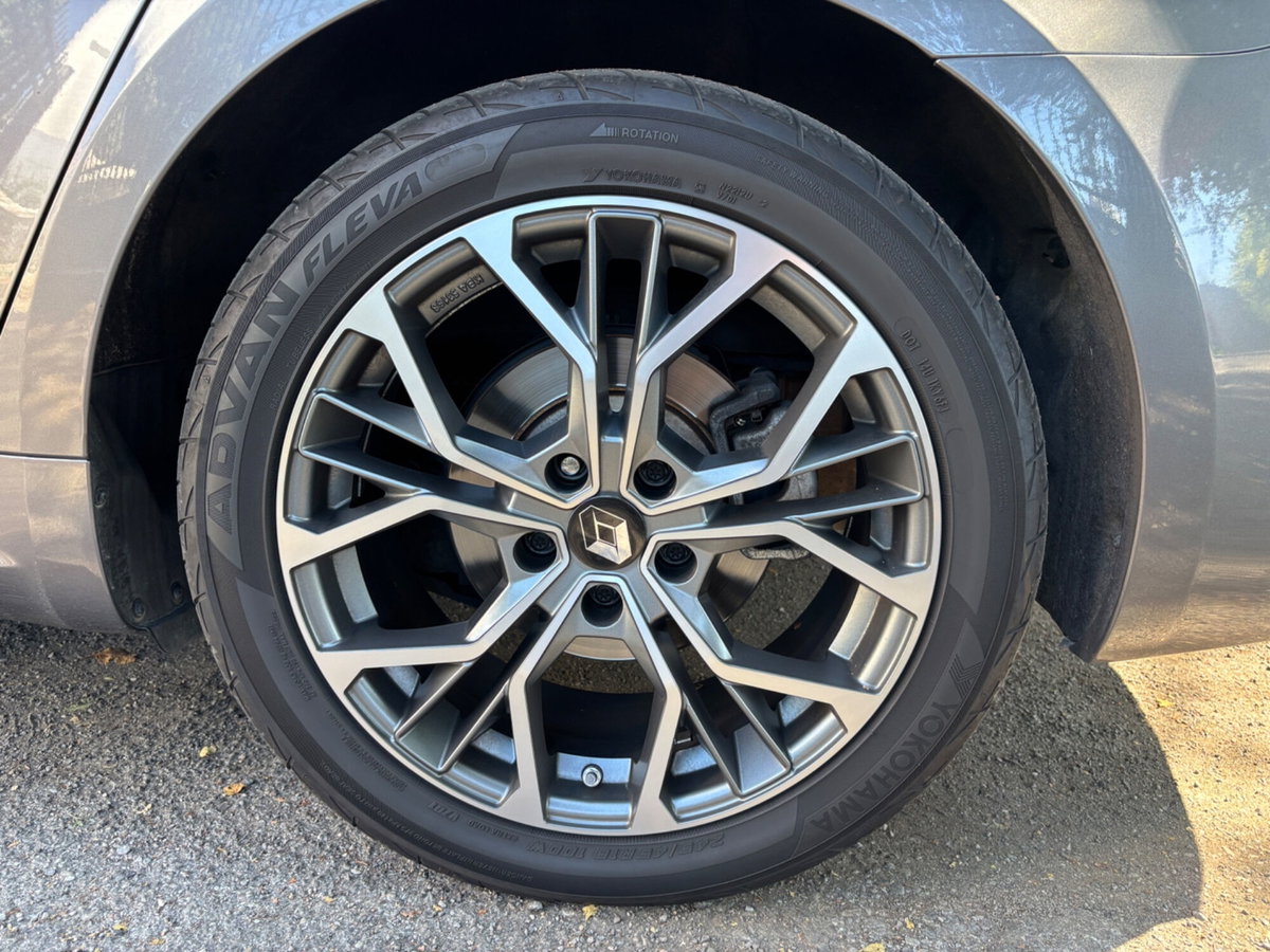 Renault Talisman SporTour 225 CV EDC FAP Initiale Paris 4Control (8)