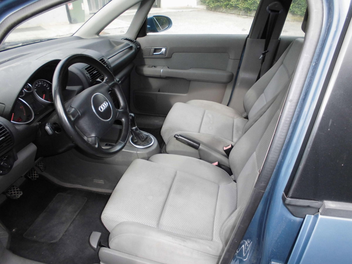 Audi A2 1.4 16V Top (5)