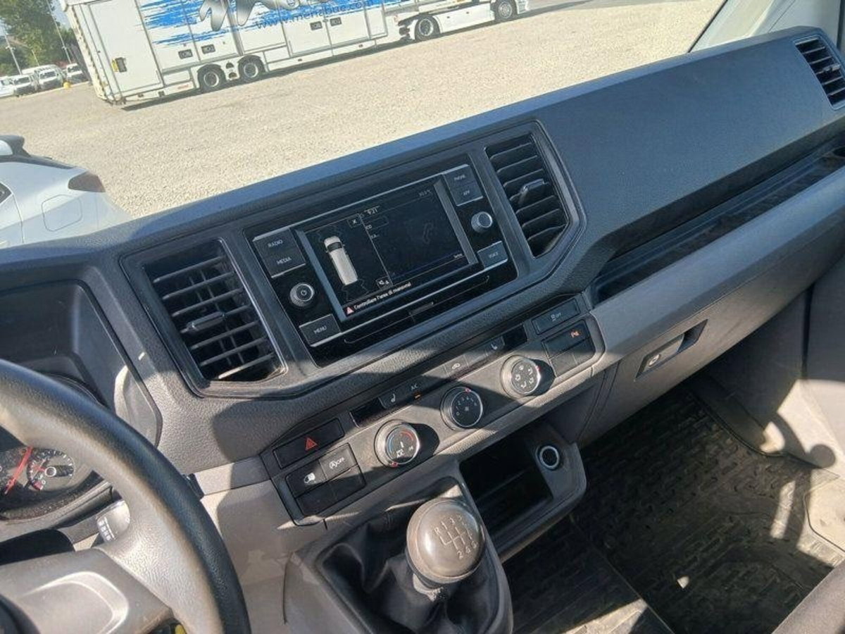 Volkswagen Veicoli Commerciali Crafter Furgone 35 2.0 TDI 140CV PM-TM Furgone Officina mobile (8)