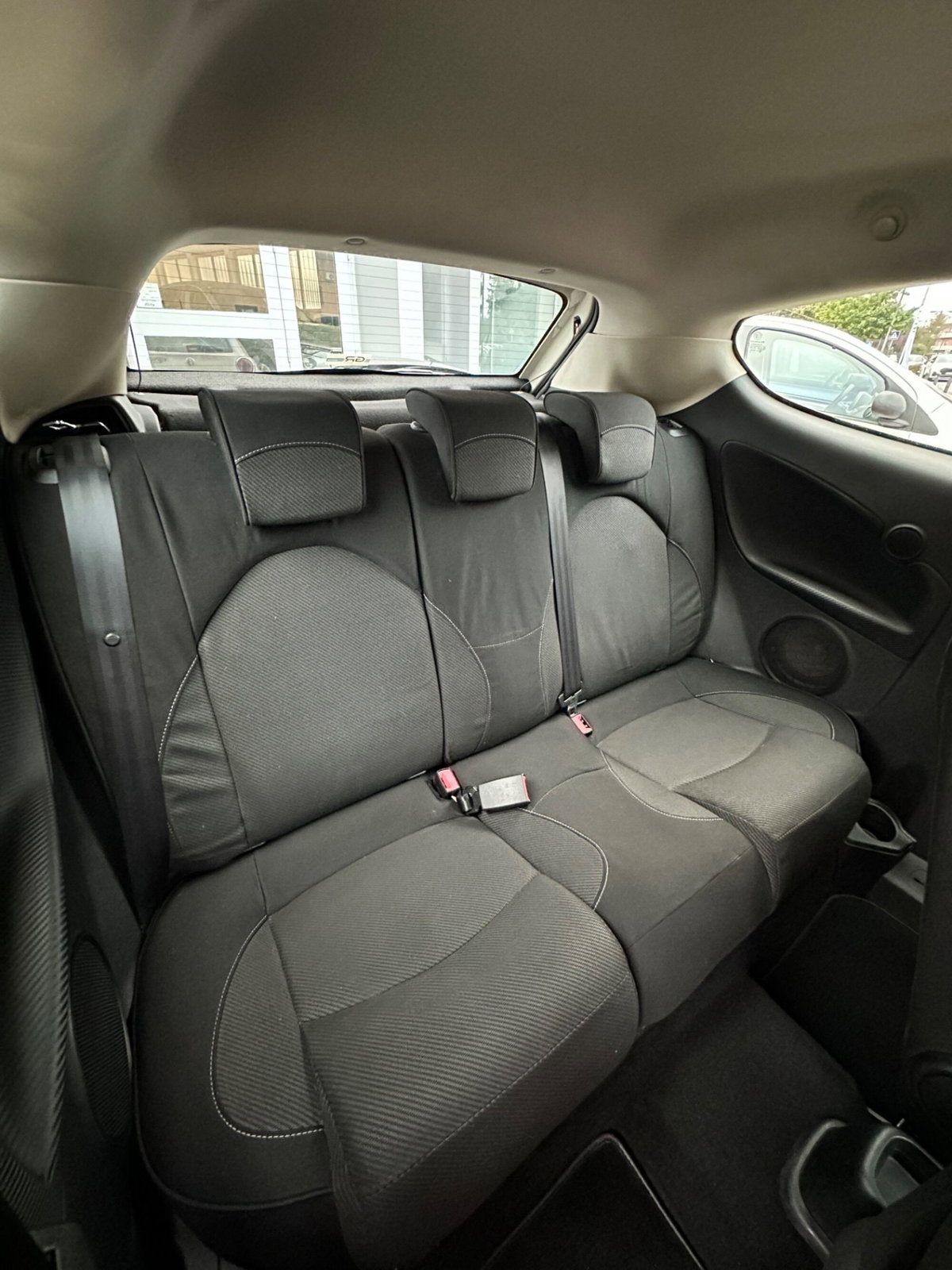 Alfa Romeo MiTo 1.3 JTDm-2 95 CV S&S Distinctive Sport Pack (14)