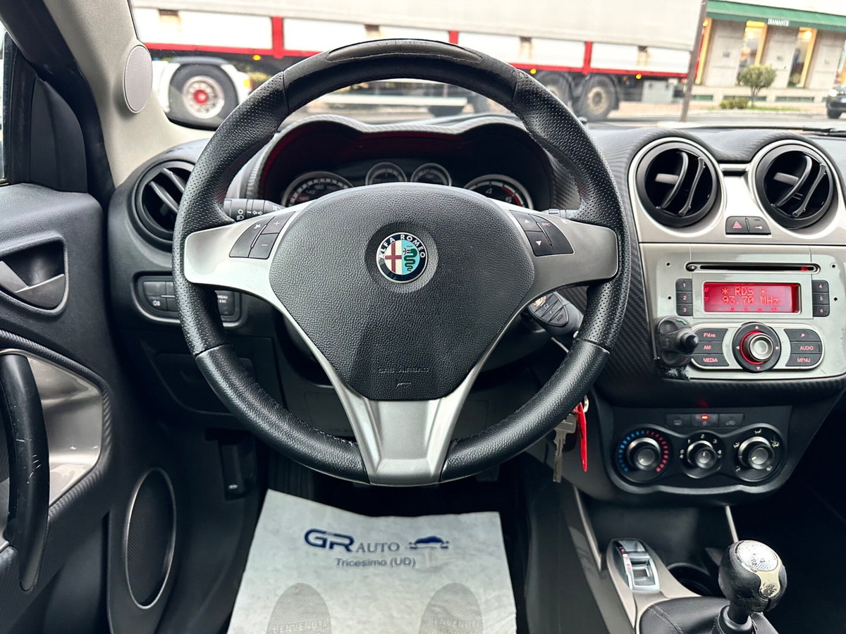 Alfa Romeo MiTo 1.3 JTDm-2 95 CV S&S Distinctive Sport Pack (18)