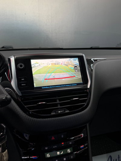 Peugeot 2008 100 S&S Allure (13)