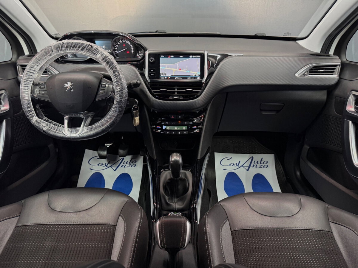 Peugeot 2008 100 S&S Allure (9)