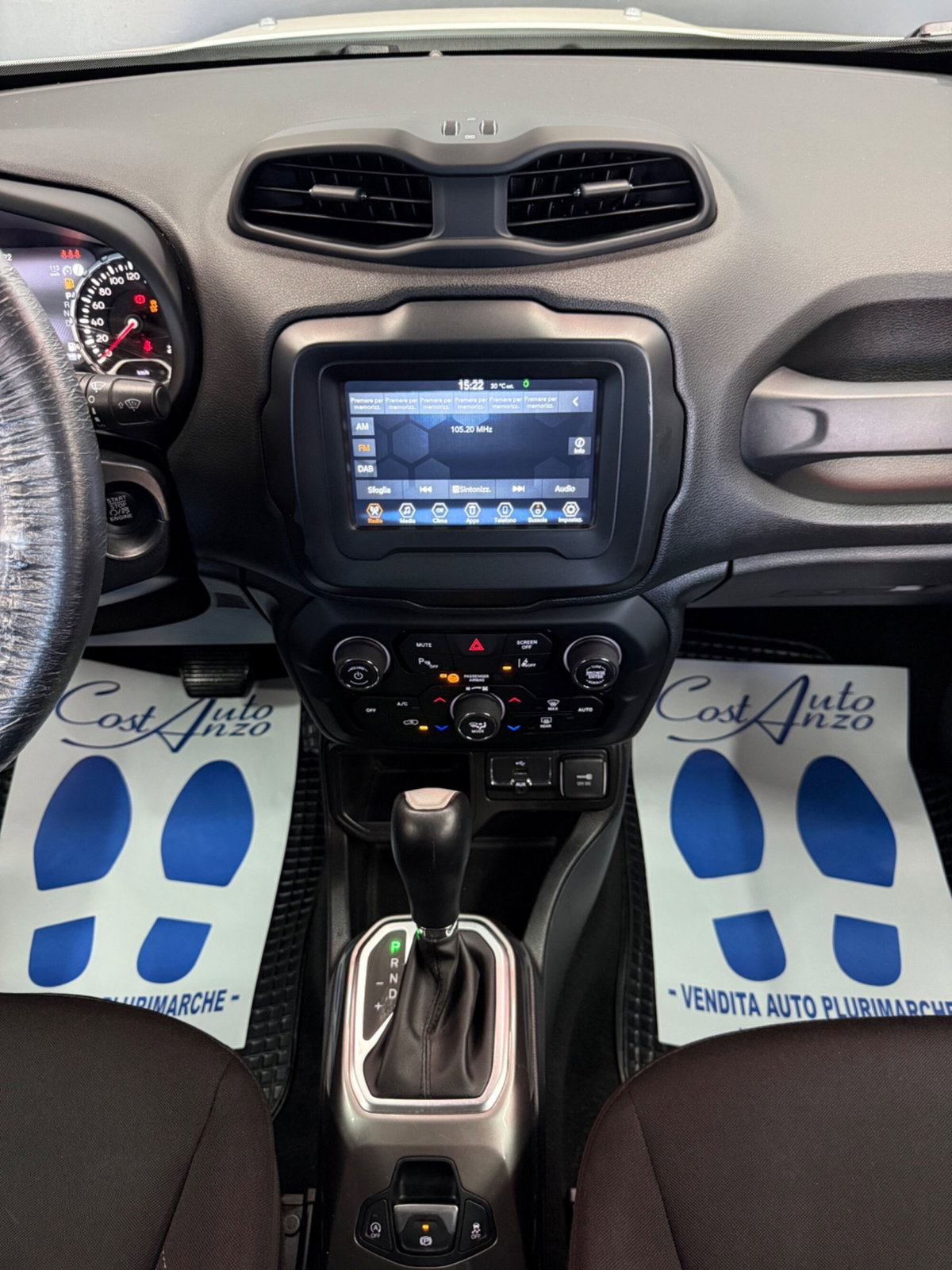 Jeep Renegade 1.6 Mjt DDCT 120 CV Limited (12)