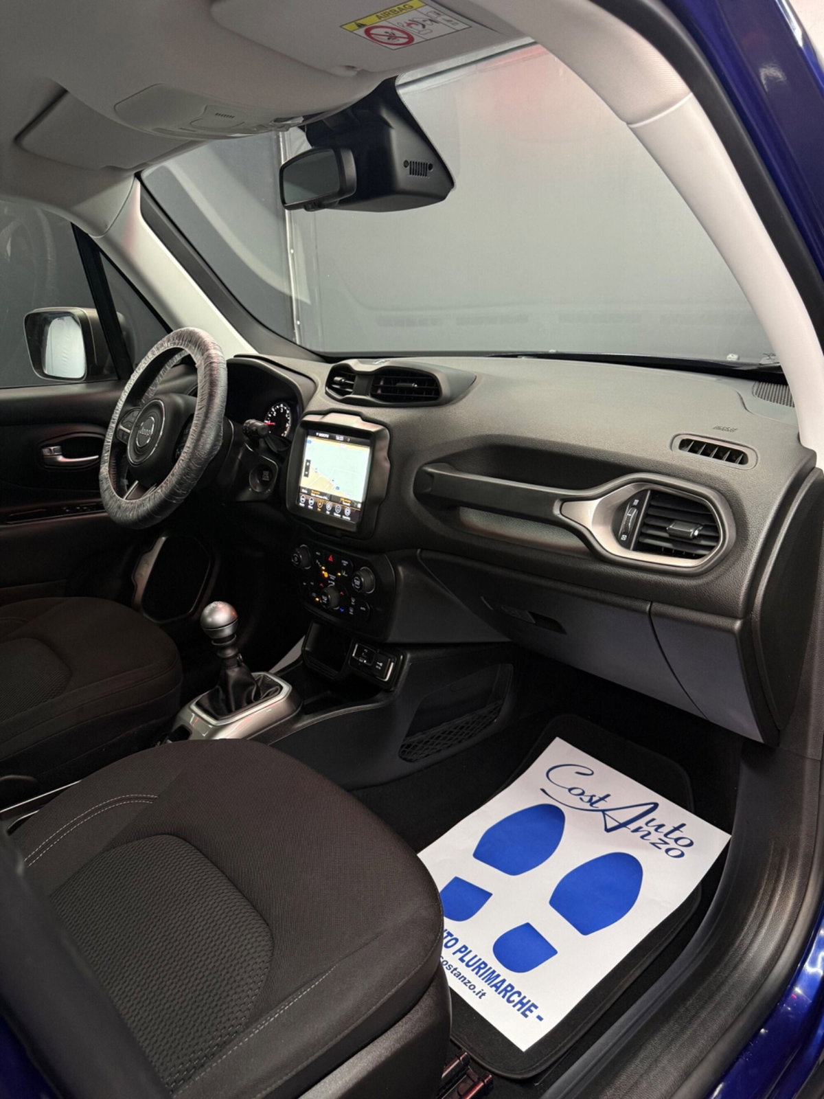 Jeep Renegade 1.6 Mjt 120 CV Limited (10)