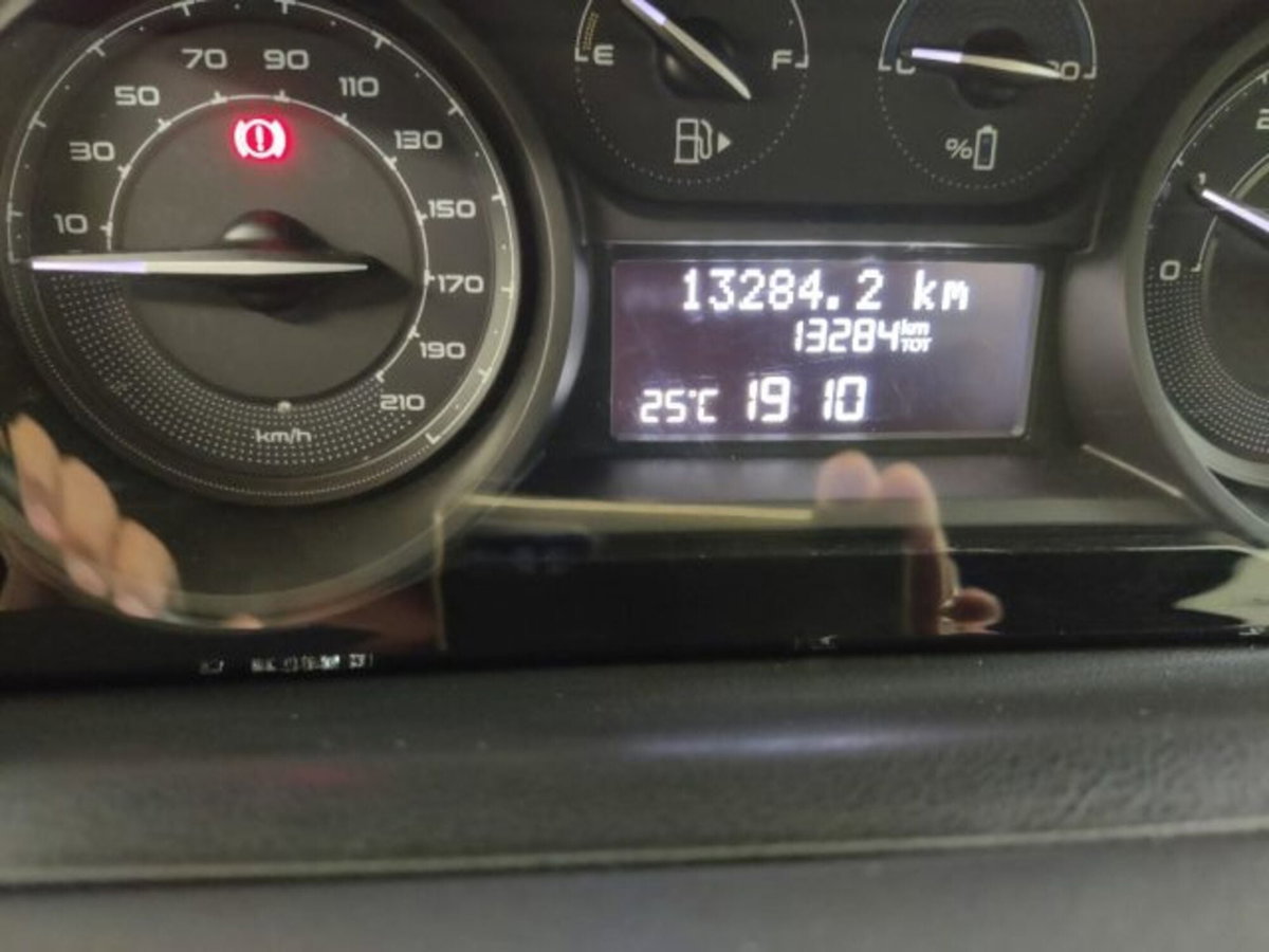 Lancia Ypsilon 1.0 FireFly 5 porte S&S Hybrid Ecochic Silver (13)