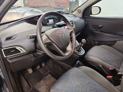 Lancia Ypsilon 1.0 FireFly 5 porte S&S Hybrid Ecochic Silver (16)