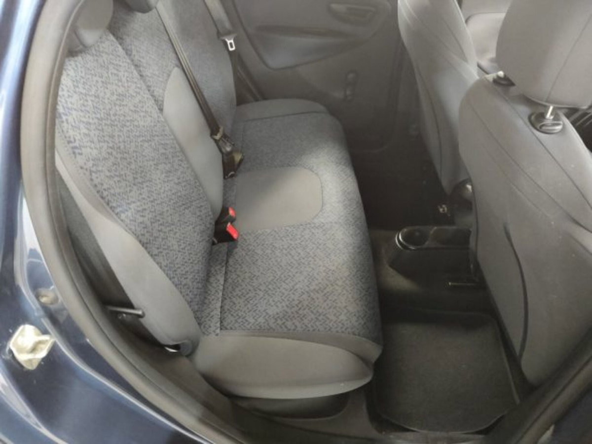 Lancia Ypsilon 1.0 FireFly 5 porte S&S Hybrid Ecochic Silver (19)
