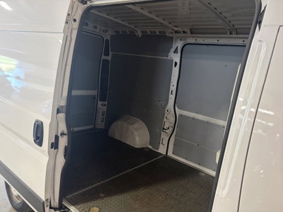 Citroen Jumper Furgone 33 L3H2 2.2 diesel 140cv S&S (11)