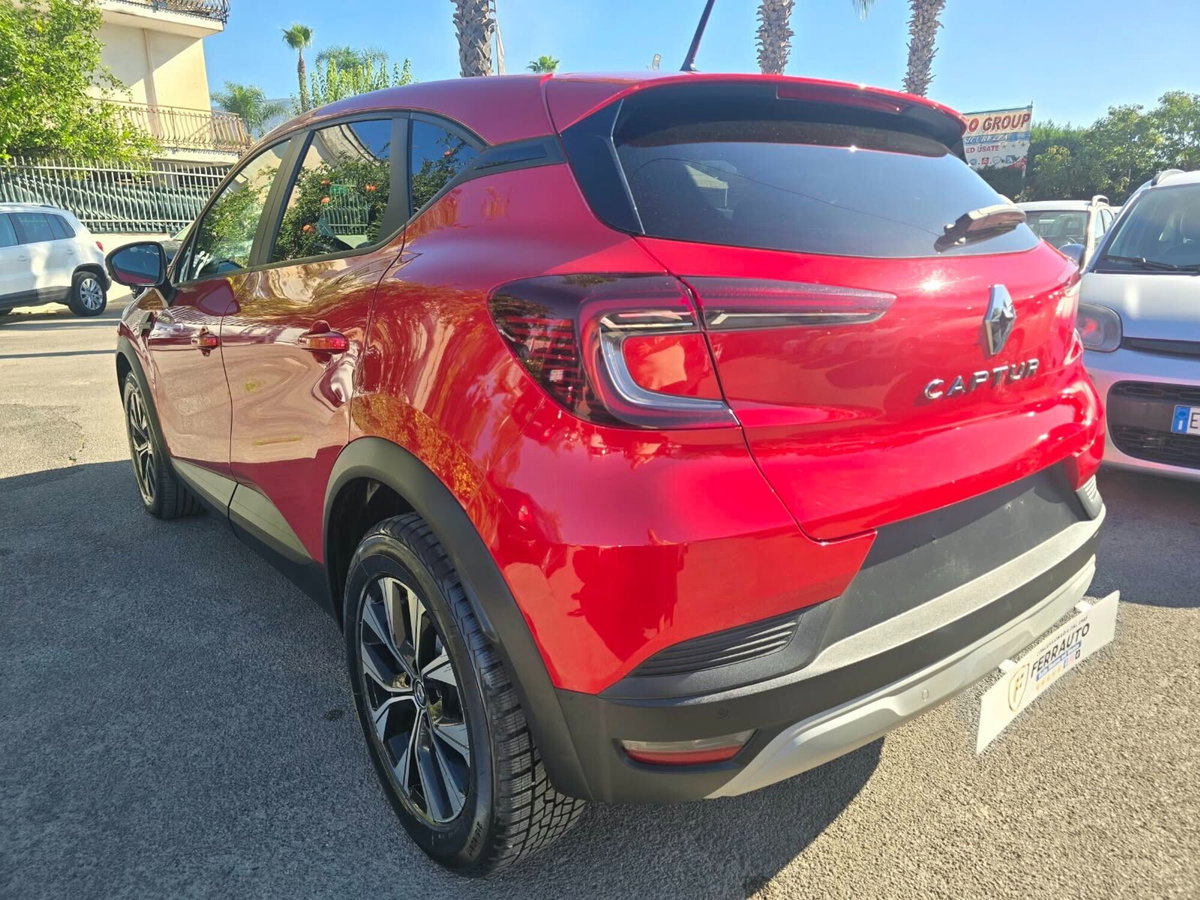 Renault Captur TCe 100 CV GPL Techno (12)