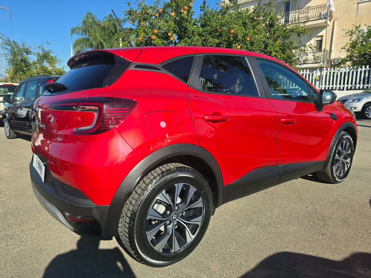 Renault Captur TCe 100 CV GPL Techno (16)